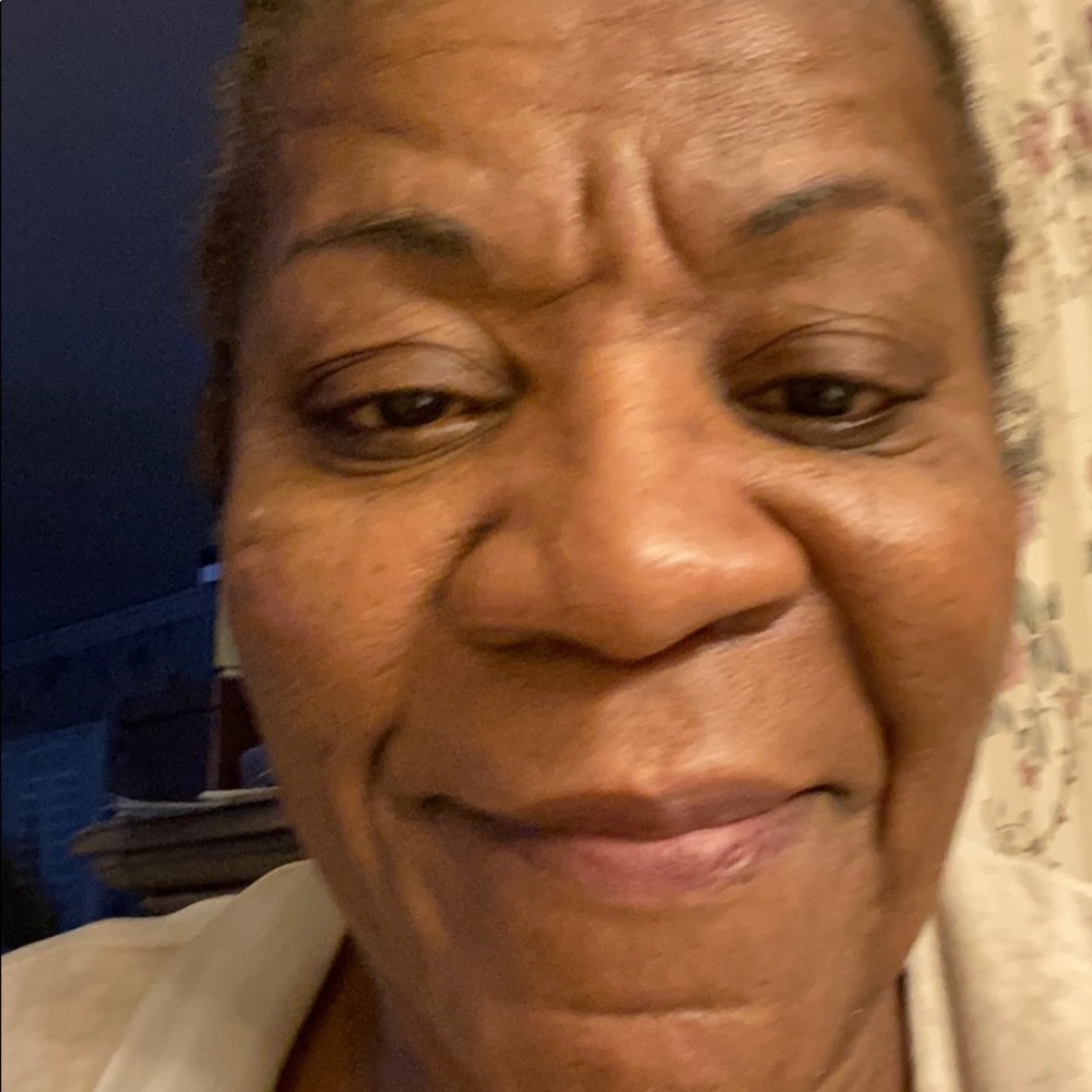 Meet your Posher, Gladys